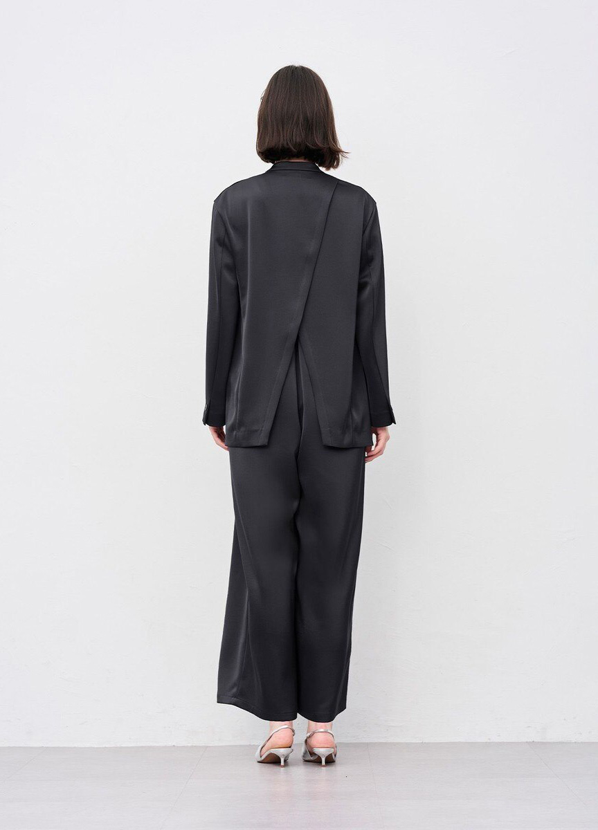 光澤緞面無領外套